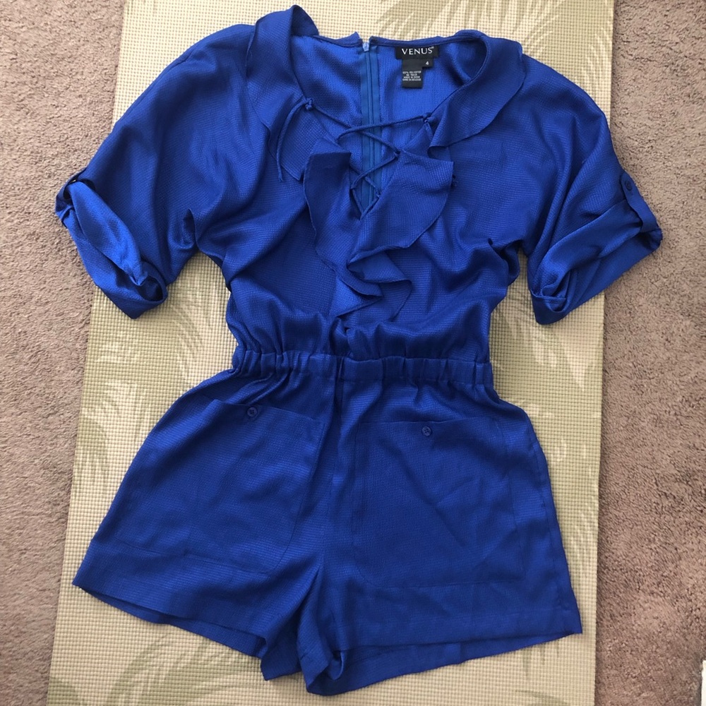 Venus short romper